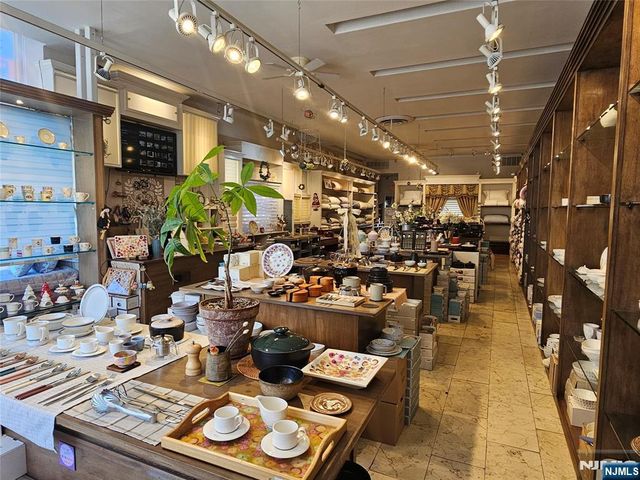 301 Broad, Palisades Park, NJ 07650