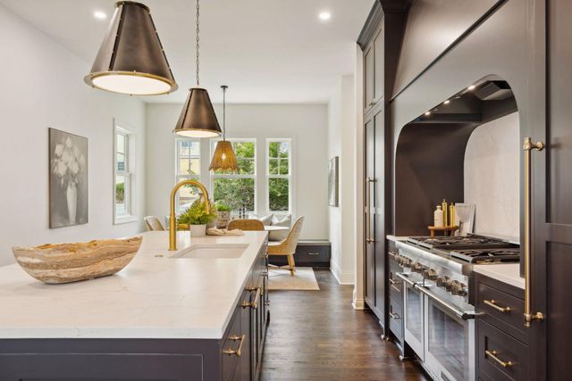 4717 Meadow Road, Edina, MN 55424