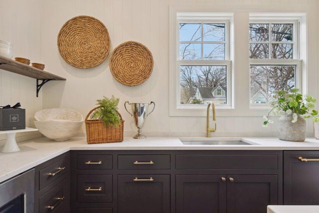 4717 Meadow Road, Edina, MN 55424