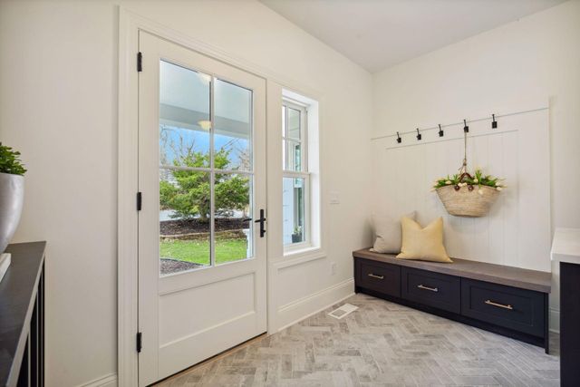 4717 Meadow Road, Edina, MN 55424