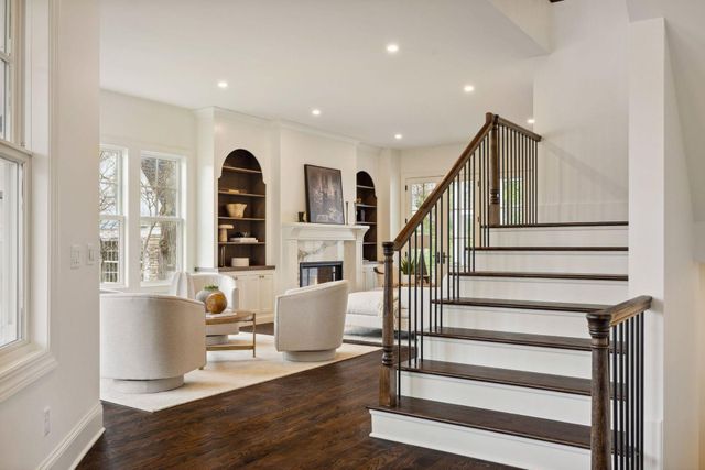 4717 Meadow Road, Edina, MN 55424