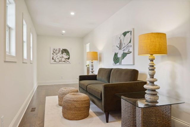 4717 Meadow Road, Edina, MN 55424