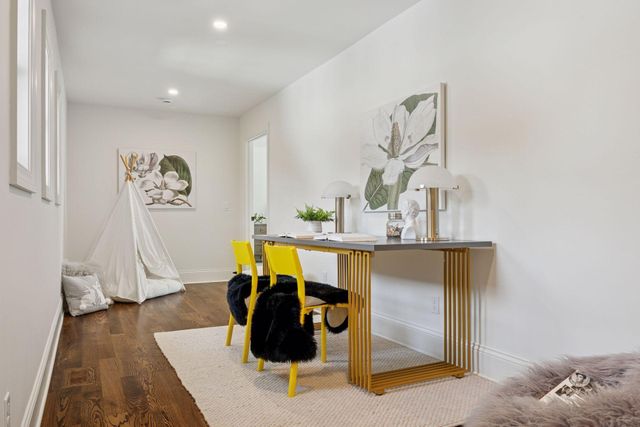 4717 Meadow Road, Edina, MN 55424