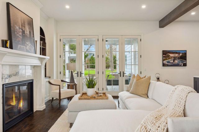 4717 Meadow Road, Edina, MN 55424