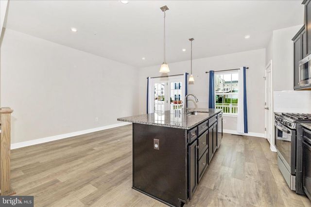 1604 BROADFORD PARK ST, Frederick, MD 21703