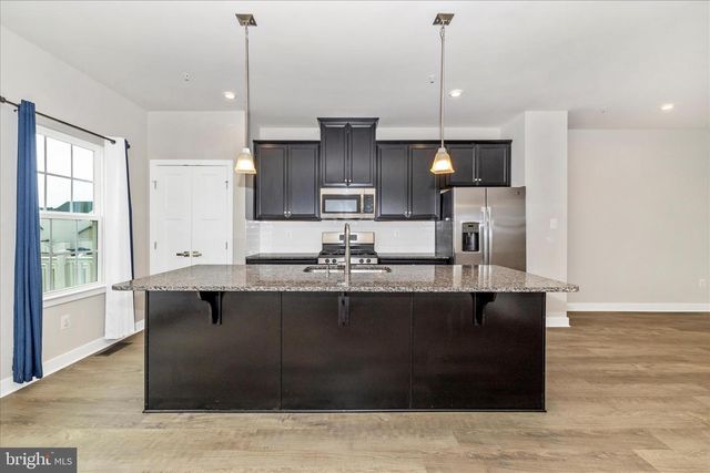 1604 BROADFORD PARK ST, Frederick, MD 21703