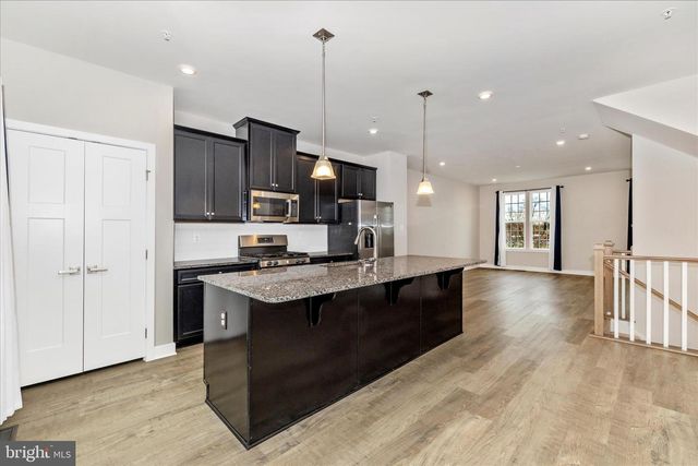 1604 BROADFORD PARK ST, Frederick, MD 21703