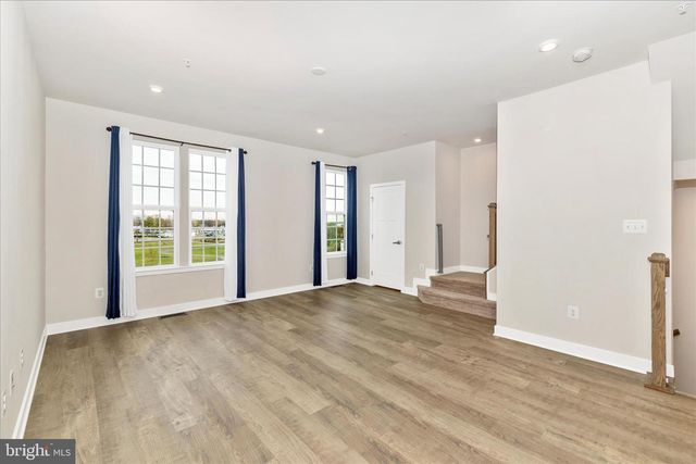 1604 BROADFORD PARK ST, Frederick, MD 21703