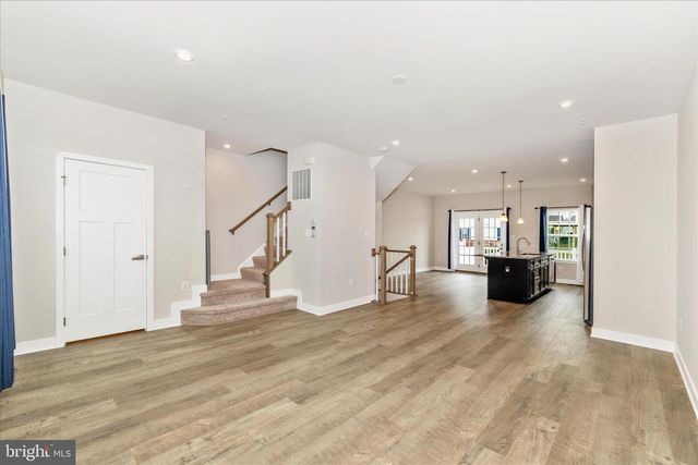 1604 BROADFORD PARK ST, Frederick, MD 21703