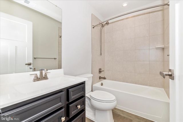 1604 BROADFORD PARK ST, Frederick, MD 21703