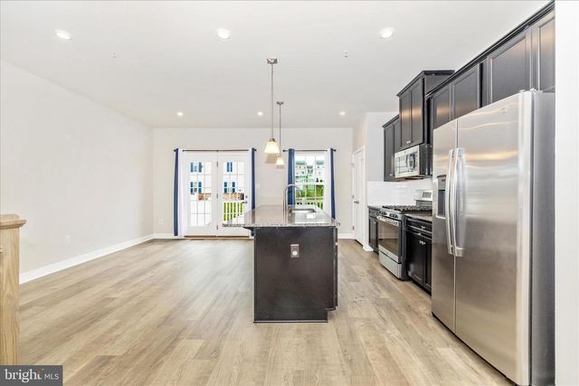 1604 BROADFORD PARK ST, Frederick, MD 21703