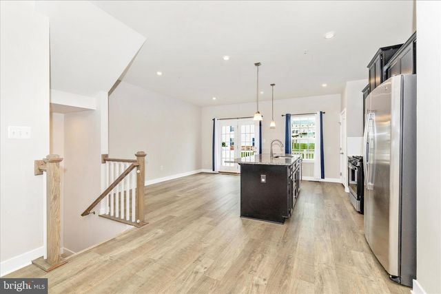 1604 BROADFORD PARK ST, Frederick, MD 21703