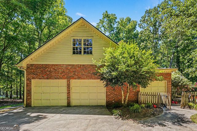290 Brandon Mill Circle, Fayetteville, GA 30214