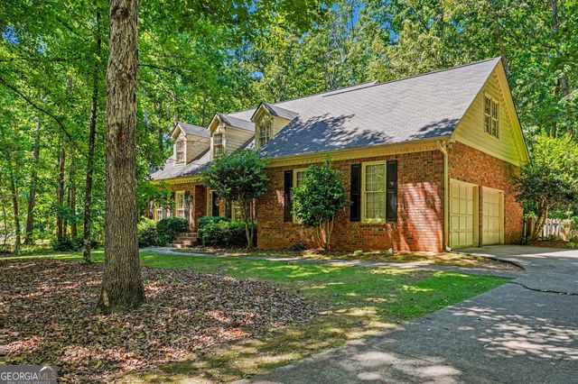 290 Brandon Mill Circle, Fayetteville, GA 30214