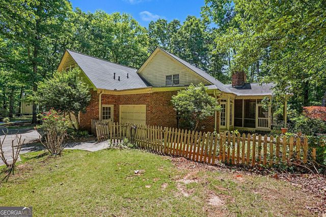 290 Brandon Mill Circle, Fayetteville, GA 30214