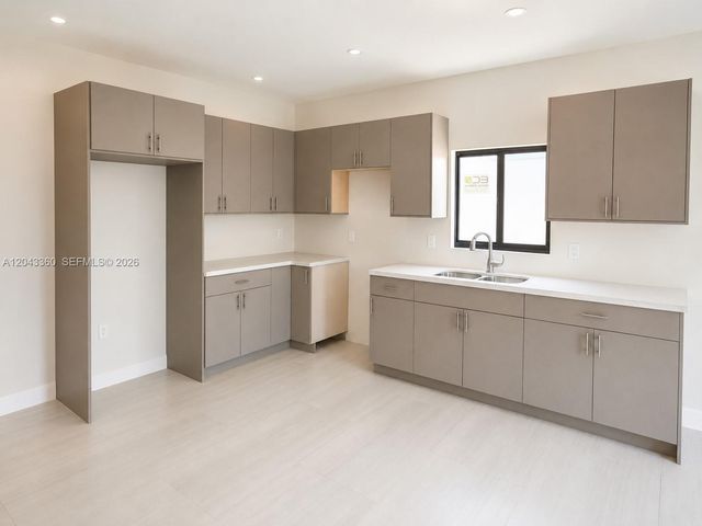 13720 NE 2nd Court, North Miami, FL 33161