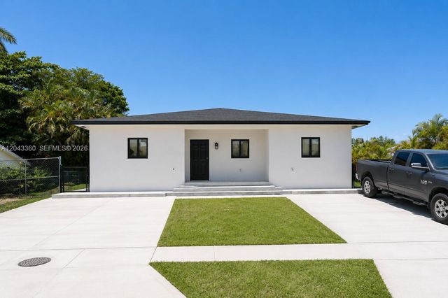 13720 NE 2nd Court, North Miami, FL 33161