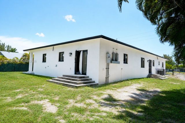 13720 NE 2nd Court, North Miami, FL 33161