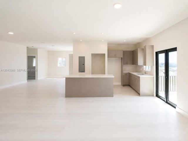 13720 NE 2nd Court, North Miami, FL 33161
