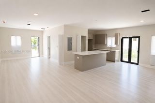 13720 NE 2nd Court, North Miami, FL 33161