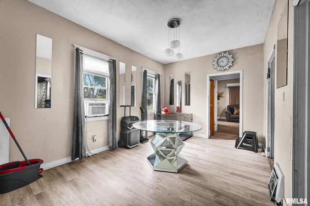 1526 S GRISWOLD Street, Peoria, IL 61605