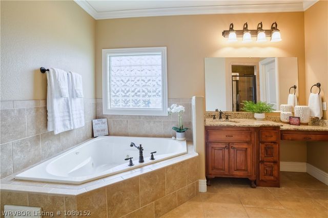8700 Lakeside Way, Fort Smith, AR 72903