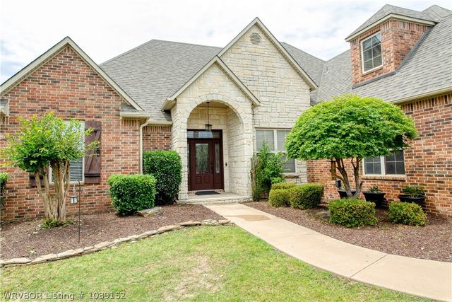 8700 Lakeside Way, Fort Smith, AR 72903