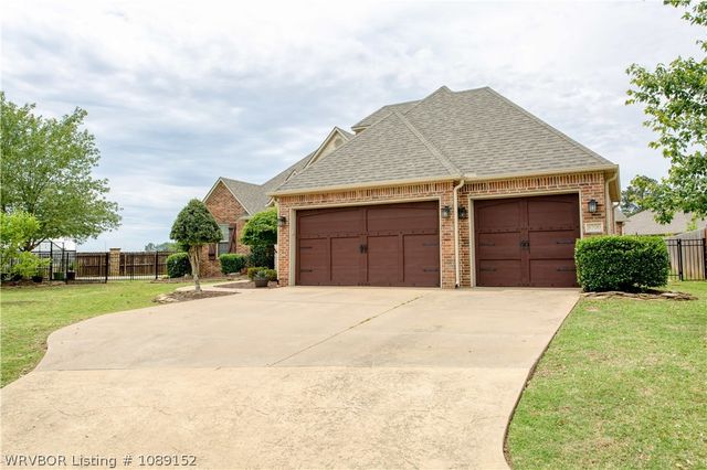 8700 Lakeside Way, Fort Smith, AR 72903