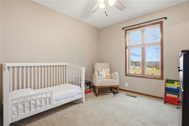 3910 Carter Drive, Smithville, MO 64089