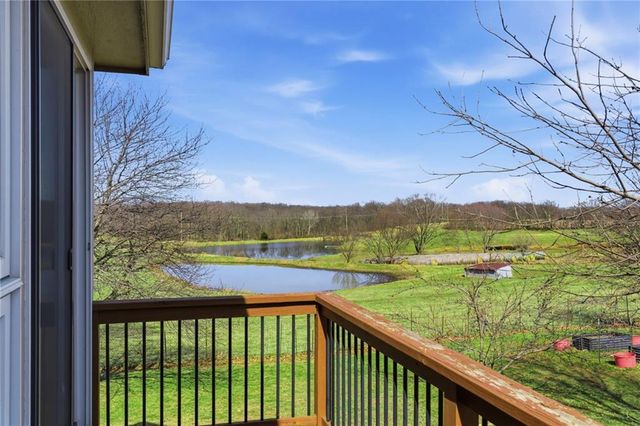 3910 Carter Drive, Smithville, MO 64089