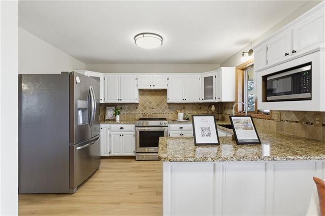 3910 Carter Drive, Smithville, MO 64089