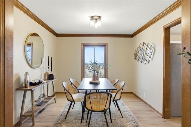 3910 Carter Drive, Smithville, MO 64089