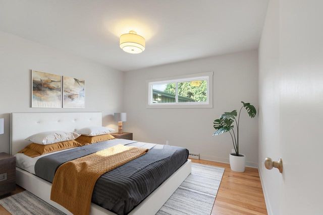 11036 W Derby AVENUE, Wauwatosa, WI 53225