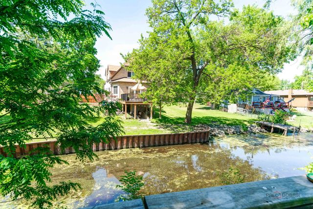 42360 N Willow Street, Antioch, IL 60002