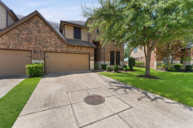 17805 Arapaho Hill Lane, Humble, TX 77346