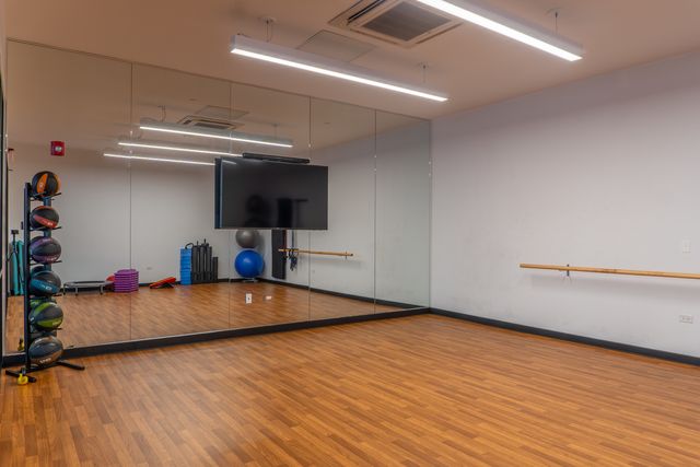 1590 Elmwood Avenue 1109, Evanston, IL 60201