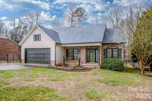 225 Delview Drive, Cherryville, NC 28021