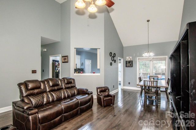 225 Delview Drive, Cherryville, NC 28021