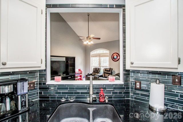 225 Delview Drive, Cherryville, NC 28021