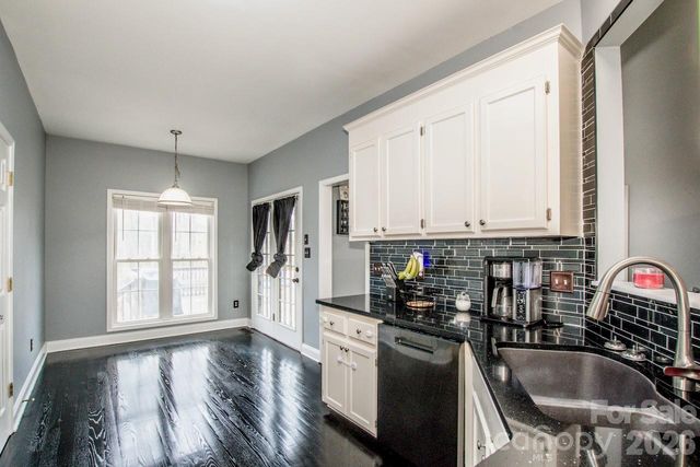 225 Delview Drive, Cherryville, NC 28021