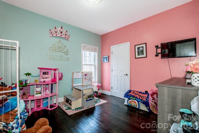 225 Delview Drive, Cherryville, NC 28021