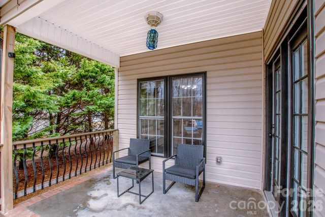 225 Delview Drive, Cherryville, NC 28021