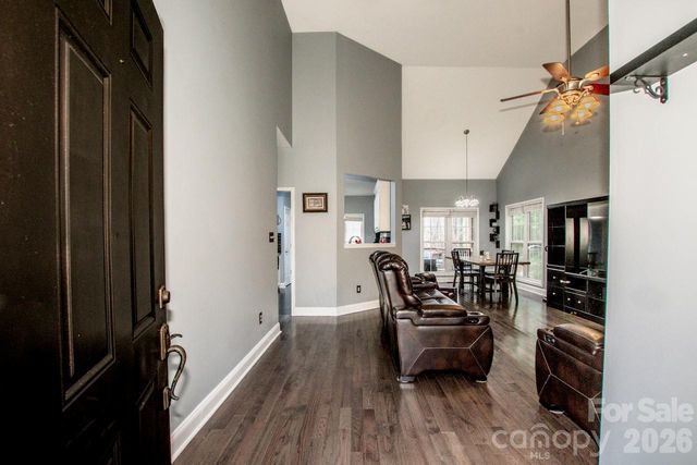 225 Delview Drive, Cherryville, NC 28021