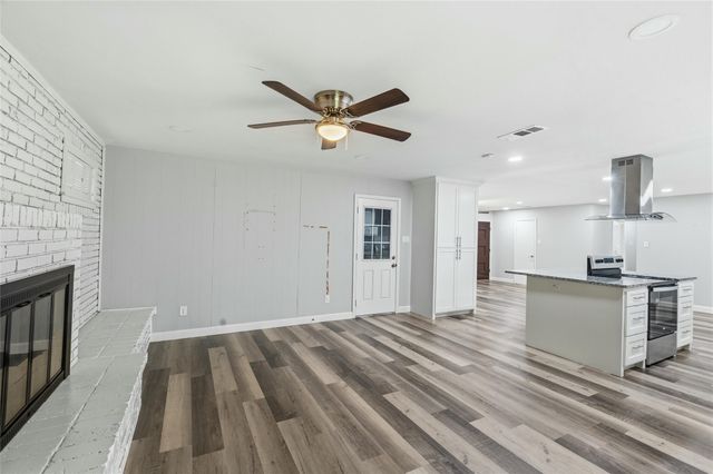 1508 Grantland Circle, Fort Worth, TX 76112
