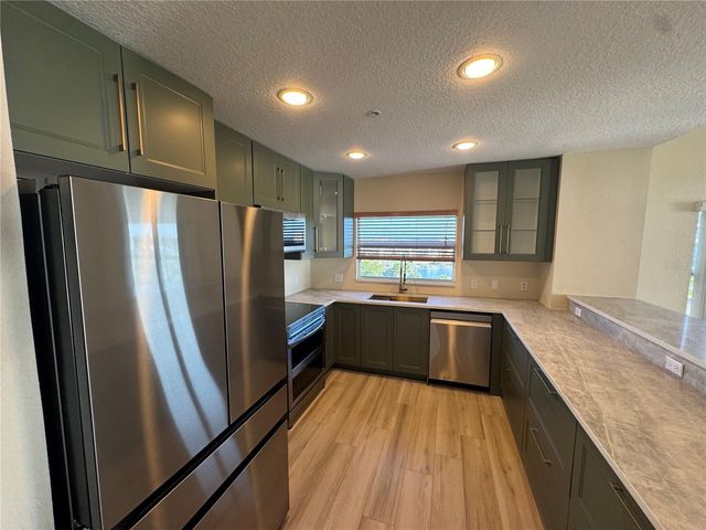 423 150TH AVENUE 1501, Madeira Beach, FL 33708