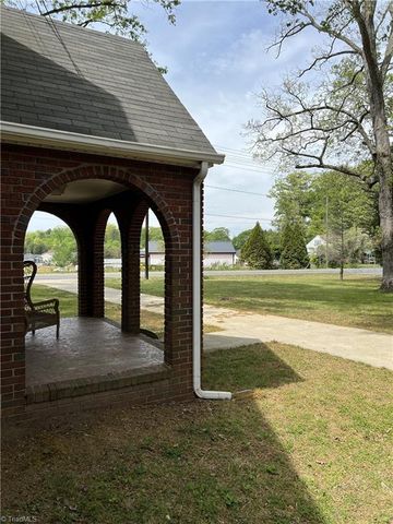 4511 Old Rural Hall Road, Winston-salem, NC 27105