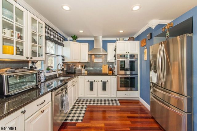 15 Sachem Rd, Jefferson Twp., NJ 07849