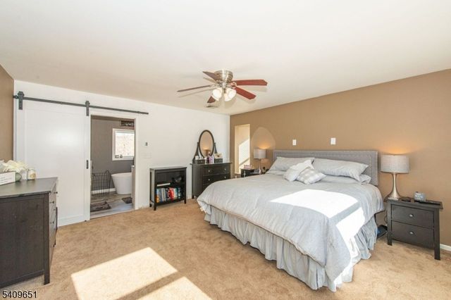 15 Sachem Rd, Jefferson Twp., NJ 07849