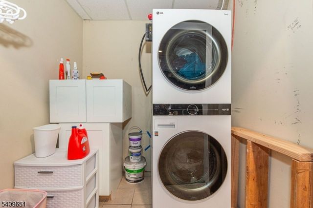 15 Sachem Rd, Jefferson Twp., NJ 07849