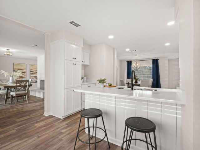 137 Robinson Kitts Rd, Leesville, LA 71446